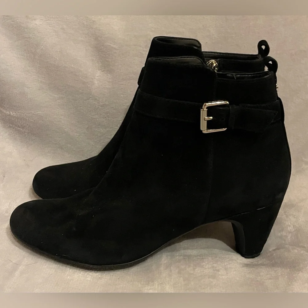 Sam Edelman Women’s Mandi Black Suede Ankle Boots Booties Side Zip Gold Hardware - Picture 5 of 16